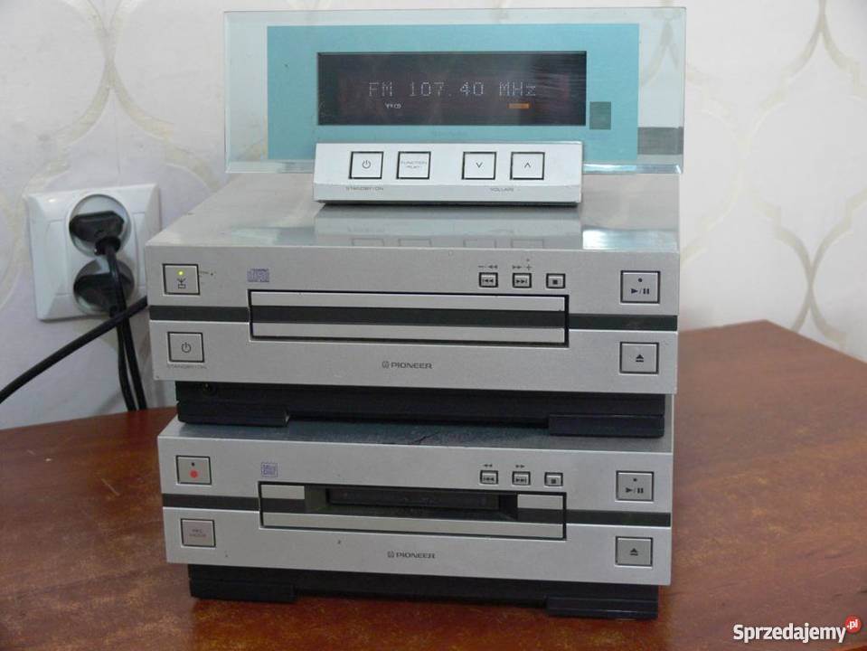 Amplituner z CD i MD Pioneer mocny WYSYŁKA Wieże i miniwieże Jasło