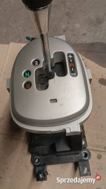 Toyota Yaris lewarek zmiany biegów osobowe Sokołów Małopolski