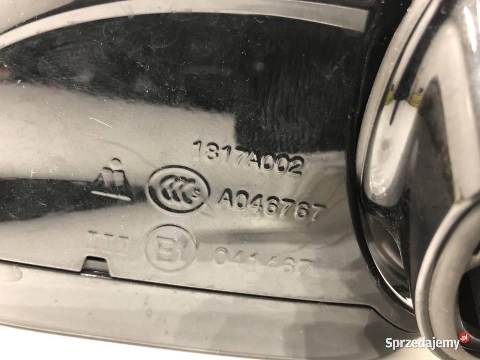 LUSTERKO PRAWY AUDI A8 D5 SedanLimuzyna LY9T