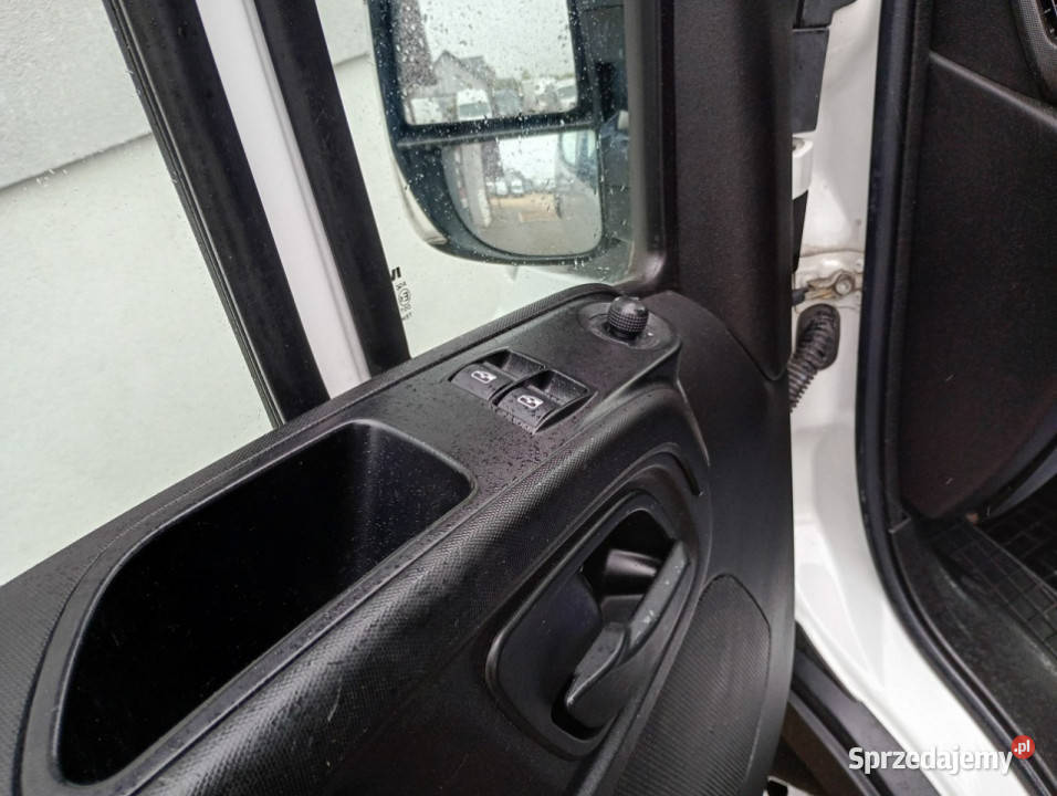 Iveco Daily 35S16 V brygadówka doka 7osób maxi furgon Chełm Śląski