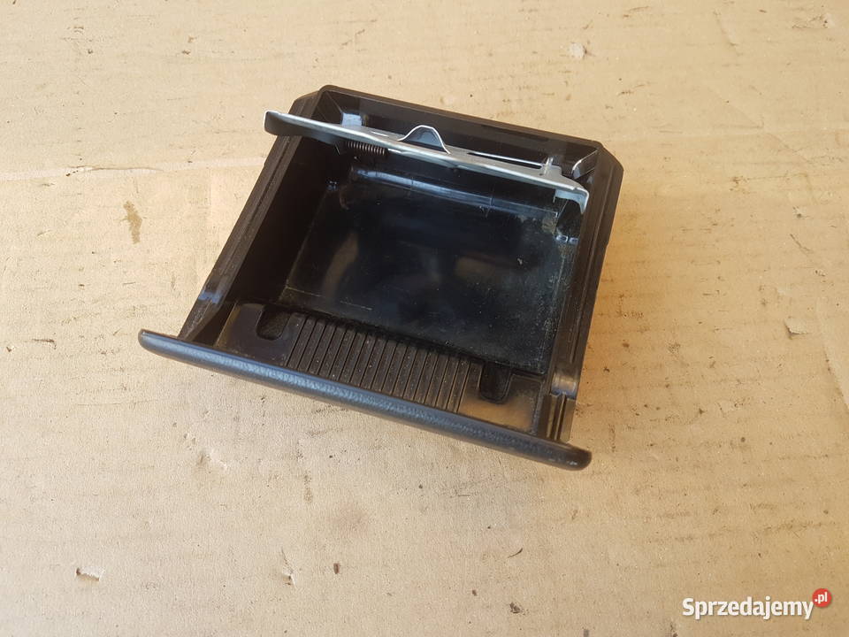 Suzuki Ignis FH 0003 popielniczka dolnośląskie Legnica sprzedam