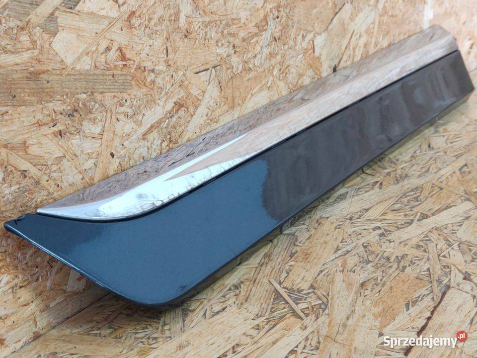 VOLVO XC60 LIFT LISTWA DRZWI PRAWY TYŁ 31333819 Listwy i nakładki Pleszew