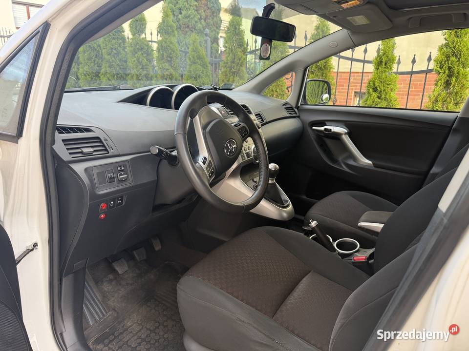Toyota Verso 7 osobowa dach panoramiczny Piekary Śląskie