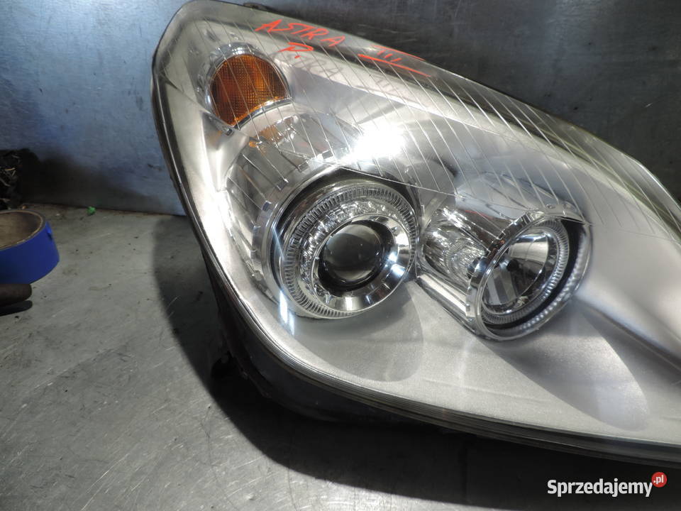 OPEL ASTRA H III FL LAMPA PRAWY PRZÓD Rok produkcji 2008 Nowy Sącz