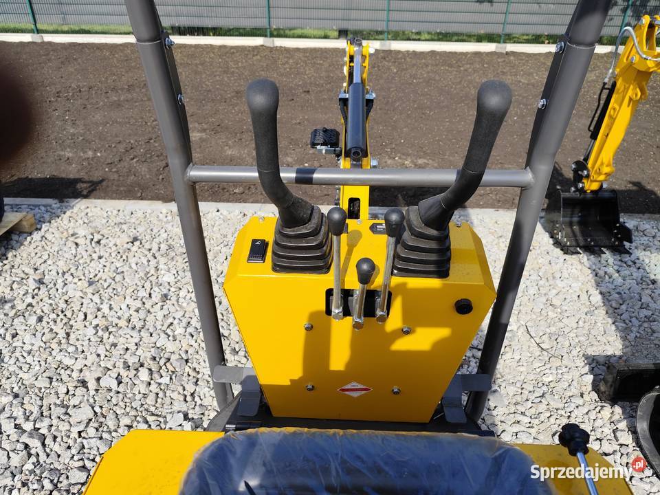 Minikoparka 800 E08C Skrętne Ramię KOOP NOWA kujawsko-pomorskie