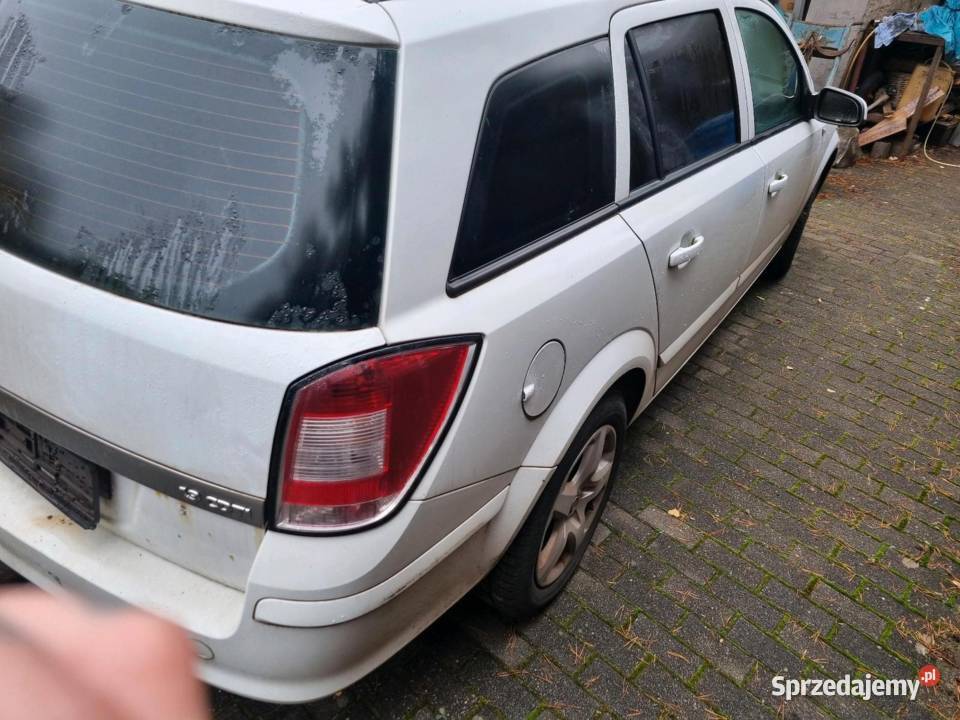Opel astra H Kombi 2006 r Części z19dt Maska Samochody na części lubuskie Krosno Odrzańskie