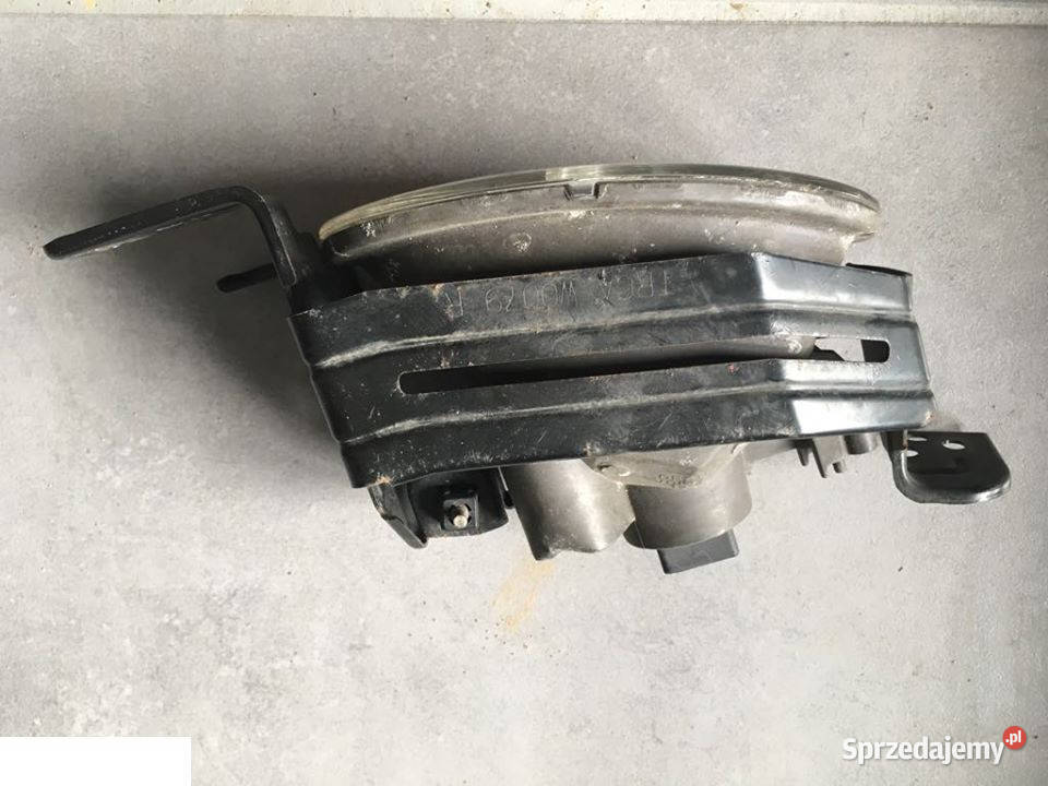 HONDA CIVIC SEDAN 2012 HALOGEN PRAWY osobowe Kozubszczyzna