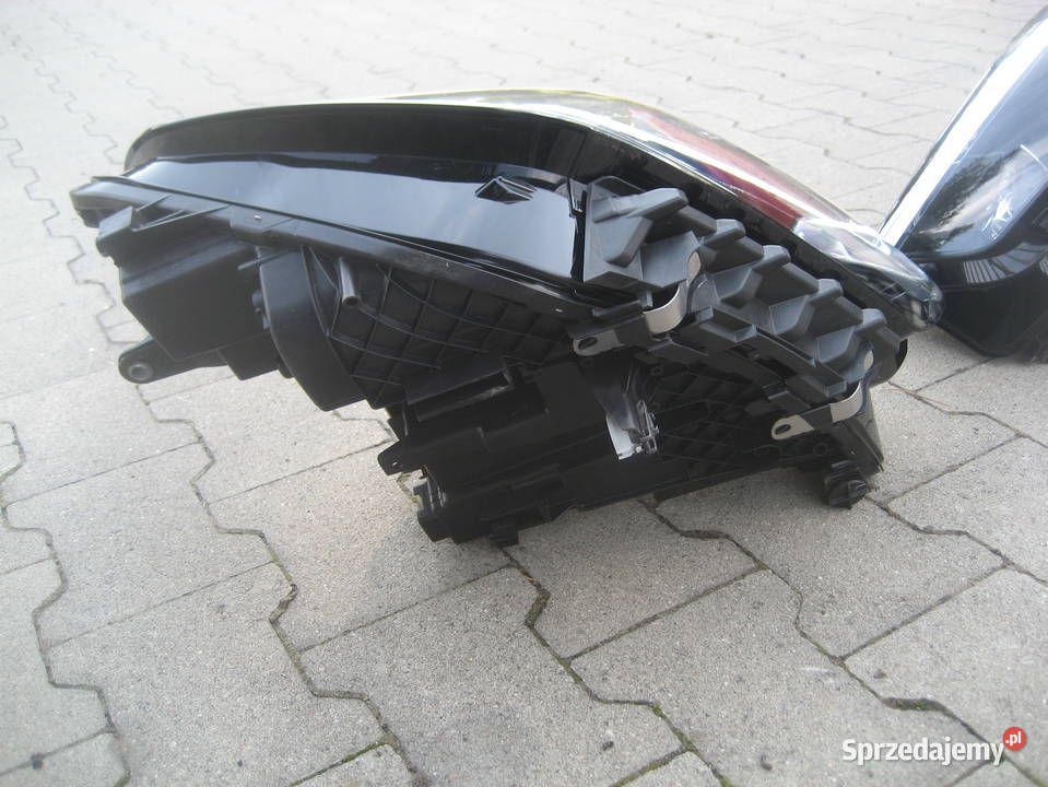 bmw x1 u11 2225r lampa przód prawa lewa full led osobowe wielkopolskie Rakoniewice