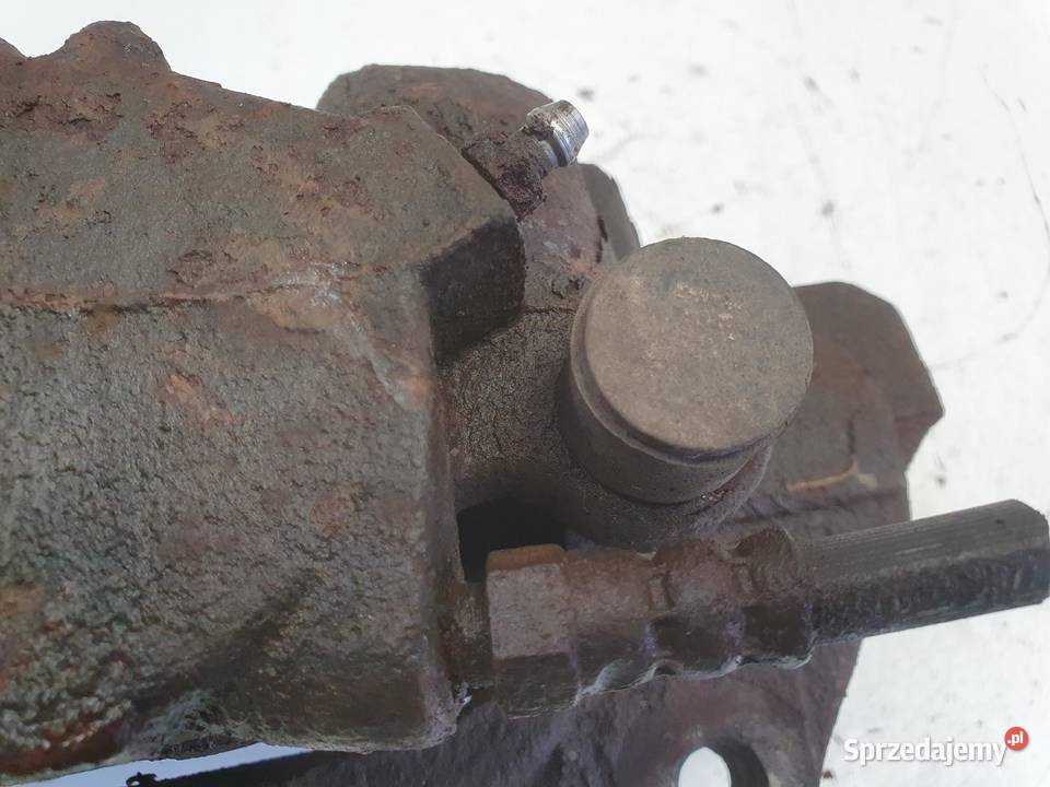 Volvo S60 II XC60 I PRZEDNI ZACISK HAMULCOWY Rudka