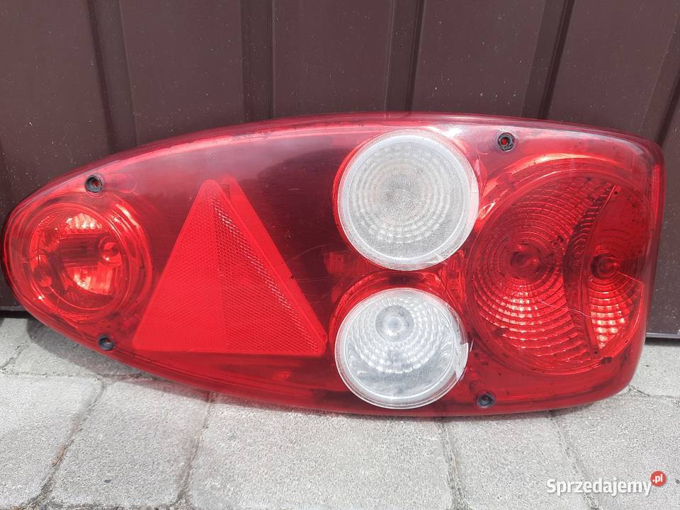 Lampa do przyczepy kempingowej kampera Skokowa