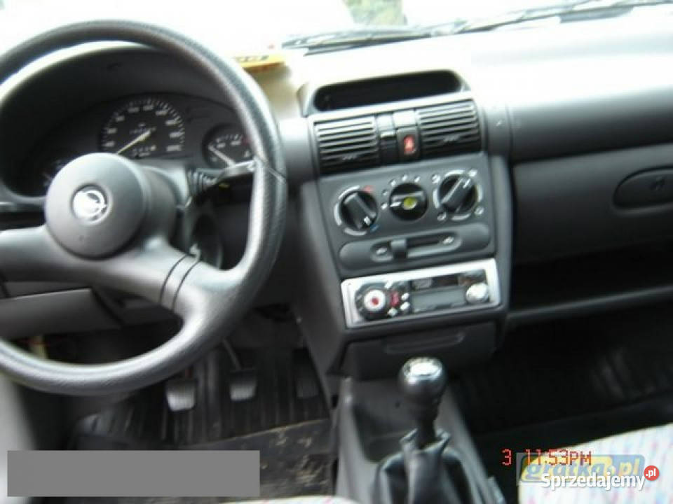 Opel Corsa KRAJOWAbezwypadkowa70kmSerwisowana B 68KM małopolskie Skawina