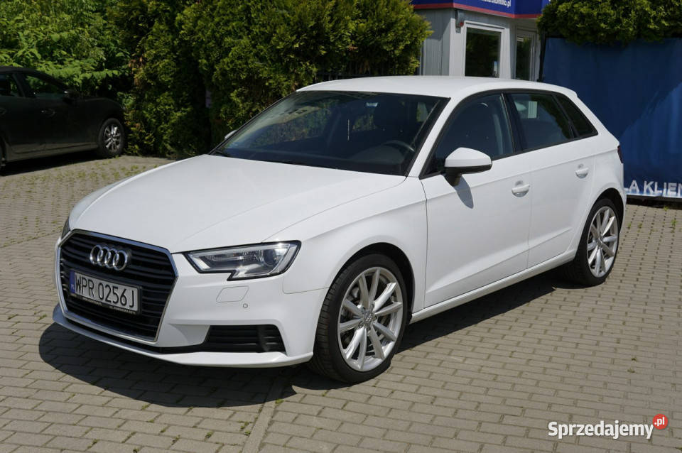 Audi A3 salon Polska bezwypadkowy 15 150 automat wspomaganie kierownicy Warszawa