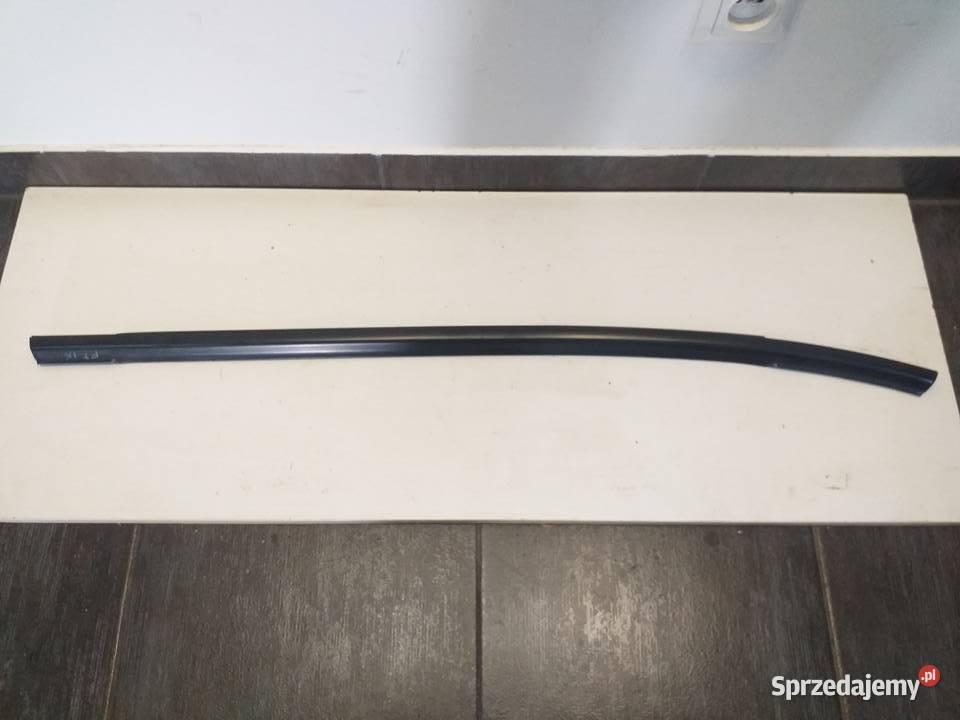 USZCZELKA PRZYOKIENNA PRAWY TYŁ HYUNDAI IX35 osobowe Drzwi Skierniewice