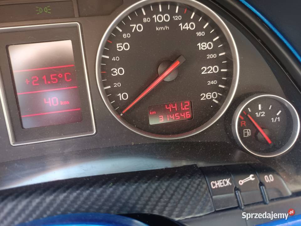 Sprzedam audi a4b6 20bena gaz Sedan / Limuzyna
