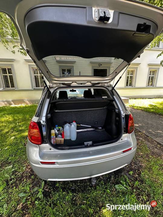 Suzuki SX4 16 Benzyna 2009 130 manualna sprzedam