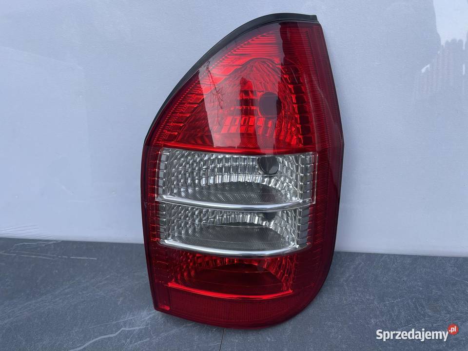 OPEL ZAFIRA A LIFT PRAWA LAMPA TYŁ prawe Ostroróg