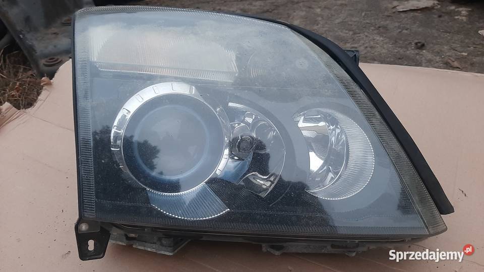 lampa przednia prawa lewa Opel vectra C signum Korzeńsko