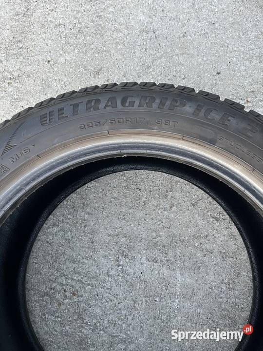 Opony zimowe GOODYEAR Ultragrip Ice 2 22550 R17