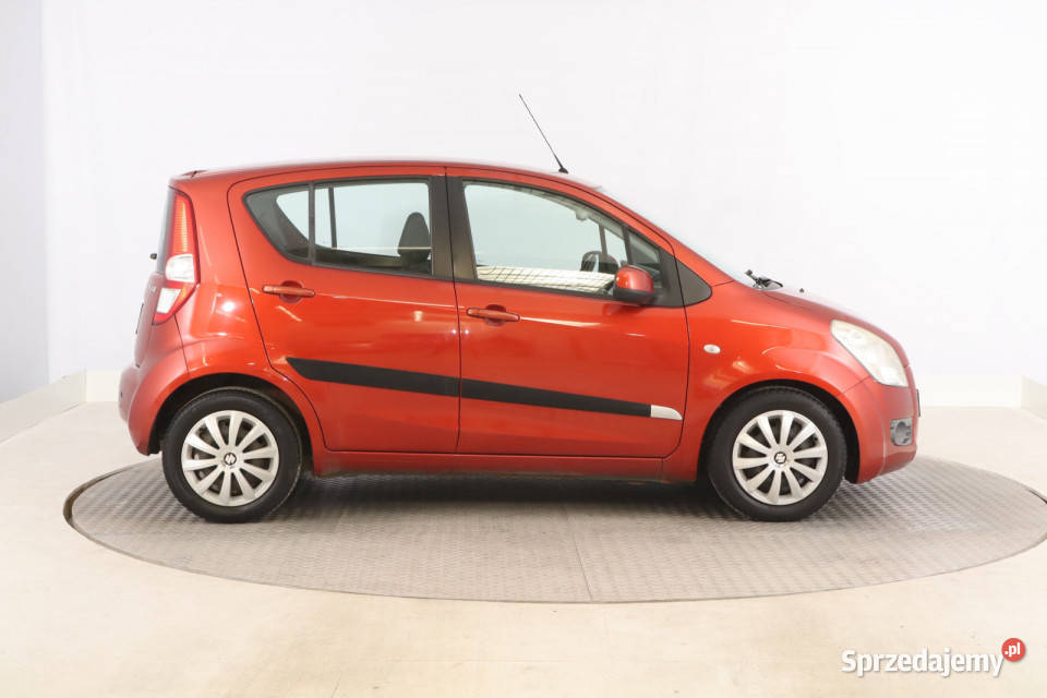 Suzuki Splash 12 16V manualna