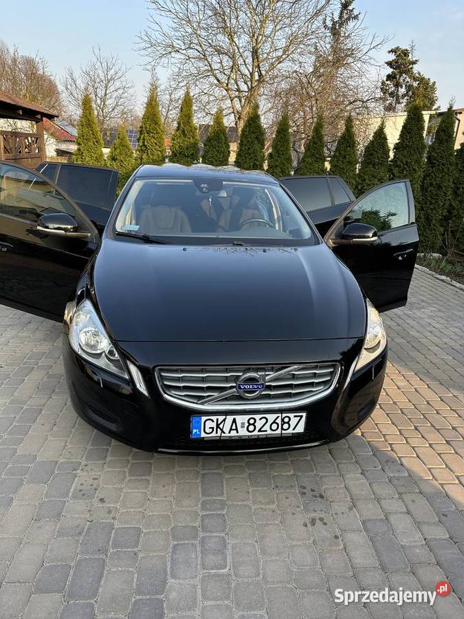 VOLVO V60 kombi bezwypadkowe produkcji 2012 Glincz sprzedam