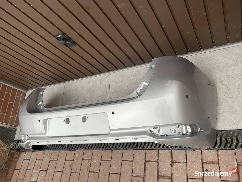 Toyota Auris II HB LIFT ZDERZAK TYŁ PDC wielkopolskie Pleszew