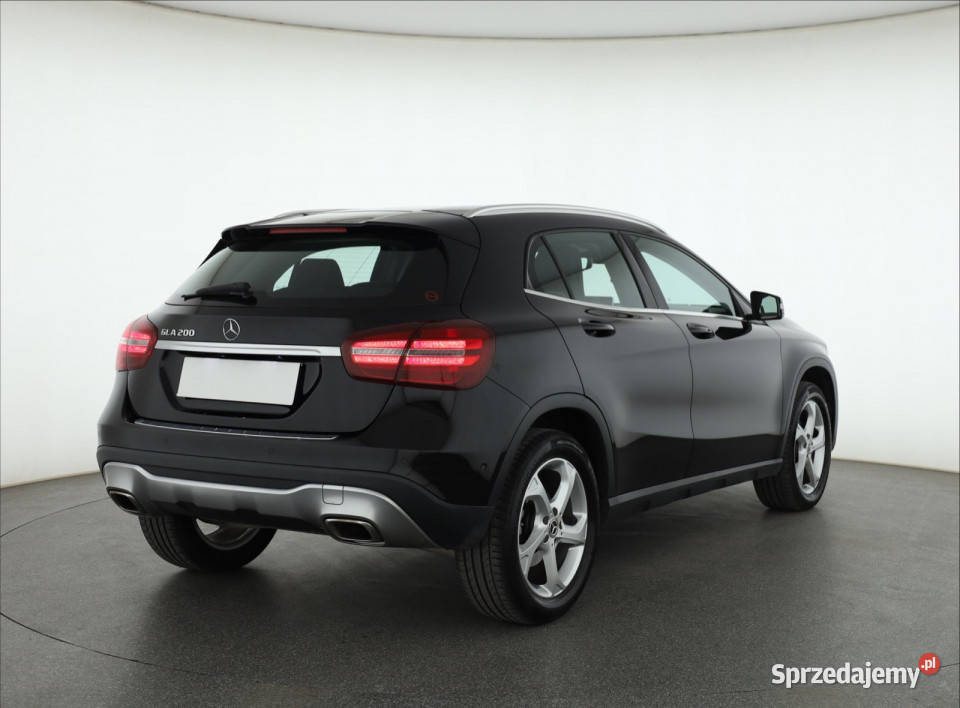 Mercedes GLA GLA 200 relingi dachowe Piaseczno