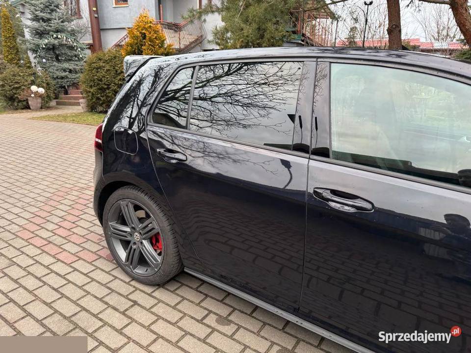 Volkswagen Golf VII 20 TSI BMT GTI 220 2016r Suchodębie sprzedam