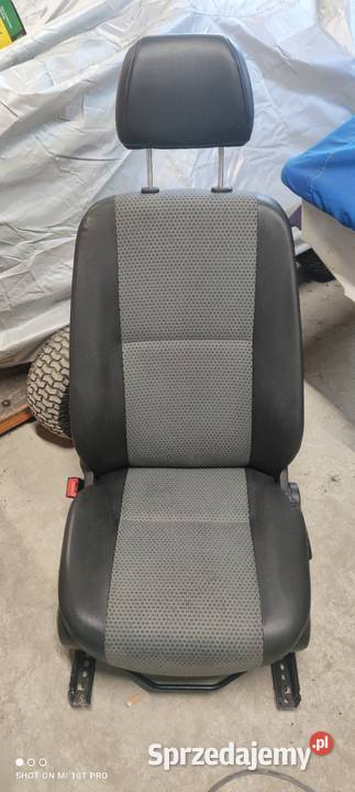 Fotel kierowcy siedzenie Vito viano 639 Iława sprzedam