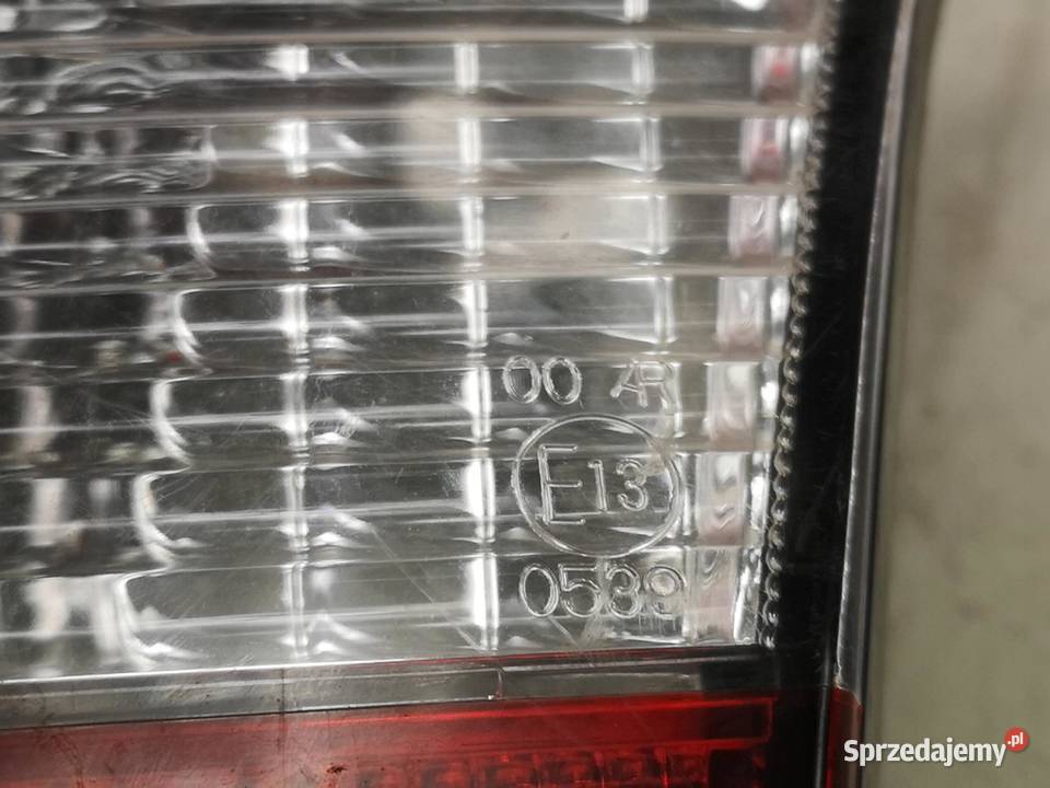 LAMPA PRAWY TYŁ SUBARU FORESTER POLIFT 19972002