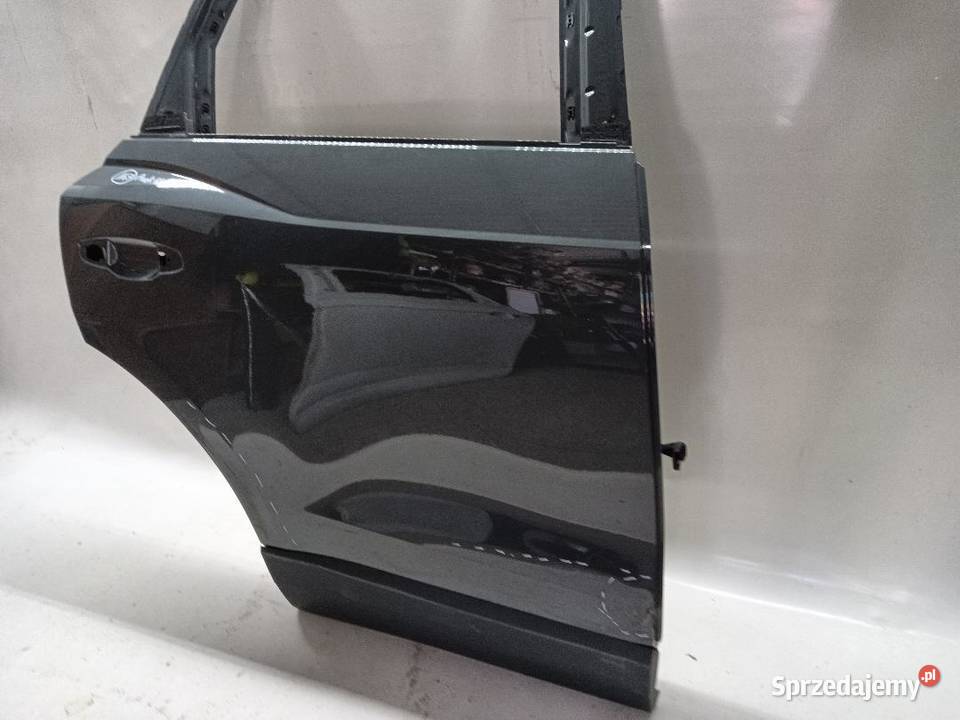 DRZWI TYŁ TYLNE PRAWE AUDI Q3 II 83A833124
