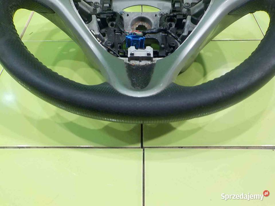 HONDA CIVIC VIII 14 IDSI 07r SEDAN 4D kierownica Motoryzacja