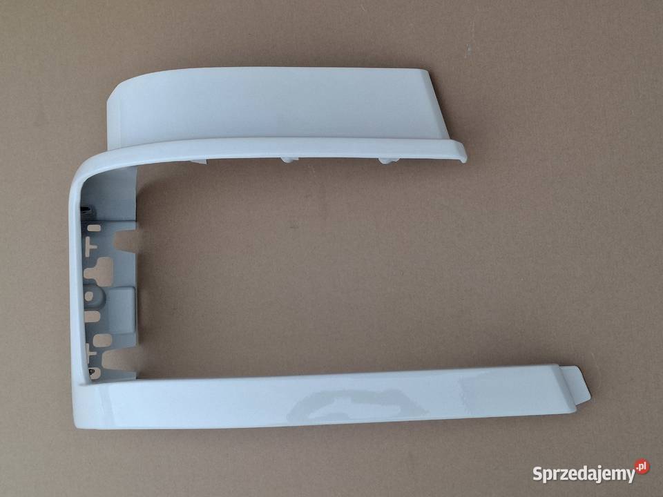 SCANIA R S RAMKA OBUDOWA REFLEKTORA PRAWA OSŁONA sprzedam