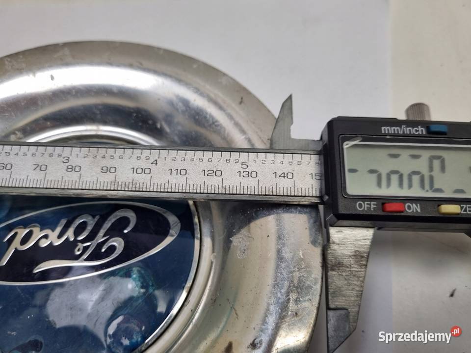 Ford DEKIELEK FELGI Kapsel kołpak 4M511A065GB Rudka