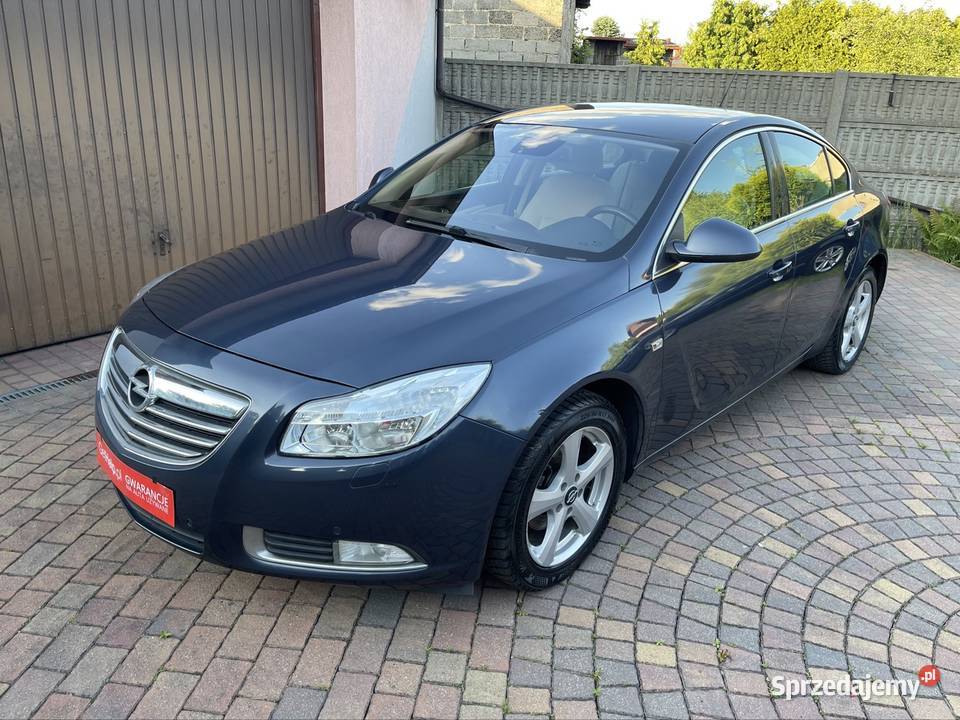 Opel Insignia 18 benzyna klima Hak NOwe Opony manualna Częstochowa