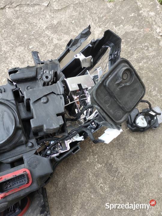 Iveco sway Lampa prawa FULL LED Moduły Poświętne