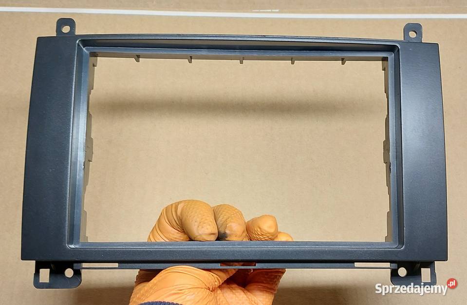 RAMKA RADIA 2 DIN MERCEDES W169 W245 VITO VIANO Mielęcin