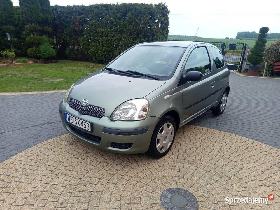 Toyota Yaris 10 2003r