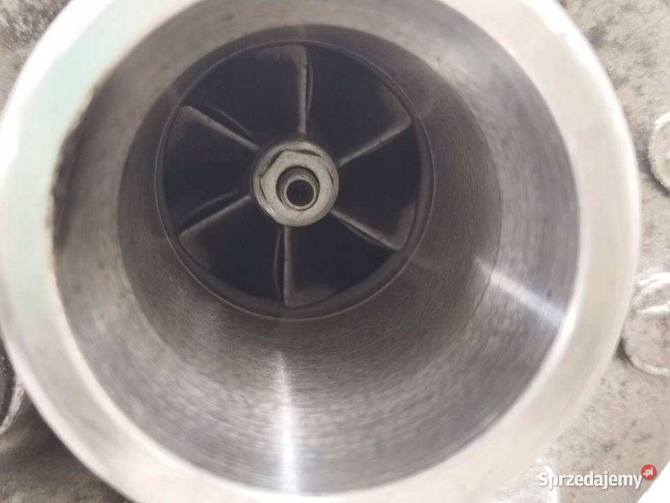 TURBOSPRĘŻARKA 2823127500 KE034113 15 CRDI Rok produkcji 2004 Turbosprężarki