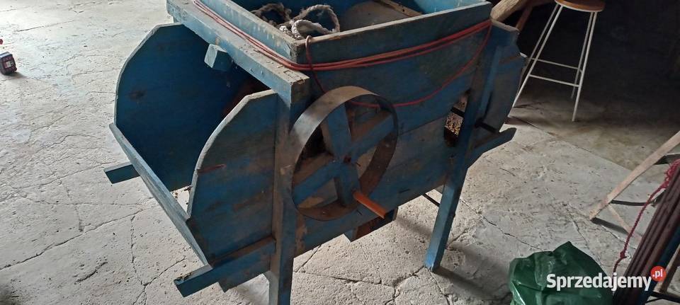 Młynek do zboża wialnia z silnikiem elektrycznym Majdan Sobieszczański