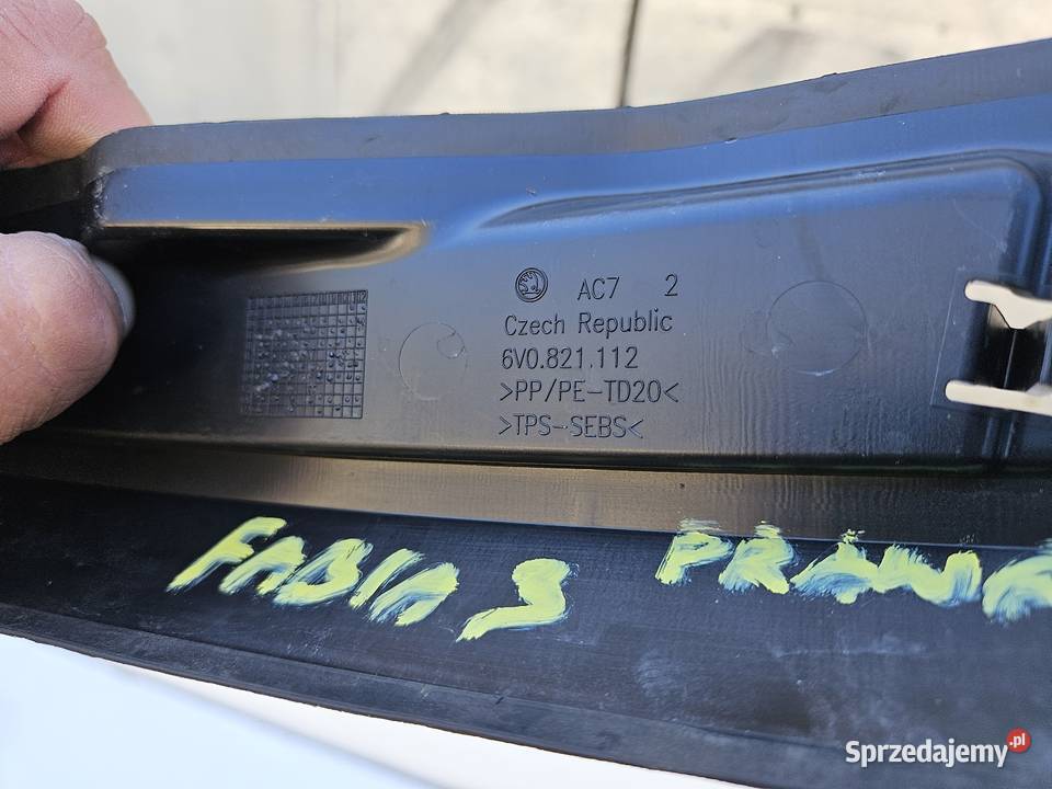 SKODA FABIA III 3 6V0 WYGŁUSZENIE BŁOTNIKA PRAWE Pozostałe