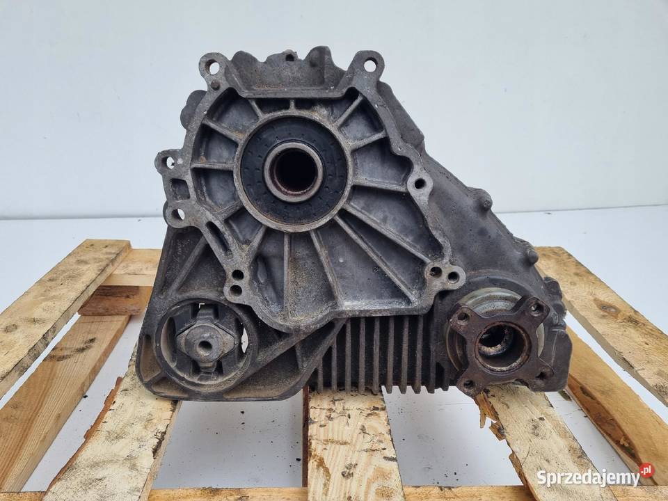 BMW X3 E83 30 i REDUKTOR MANUALNEJ SKRZYNI Podzespoły skrzyń biegów