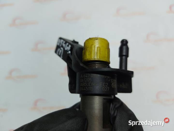 W211 W219 30 V6 CDI 642920 224 wtryskiwacz sprzedam