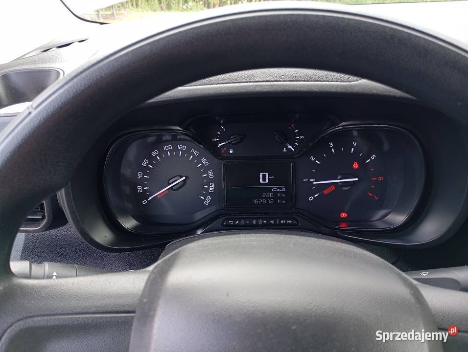 citroen berlingo long 2020 15hdi 102 garażowany mazowieckie