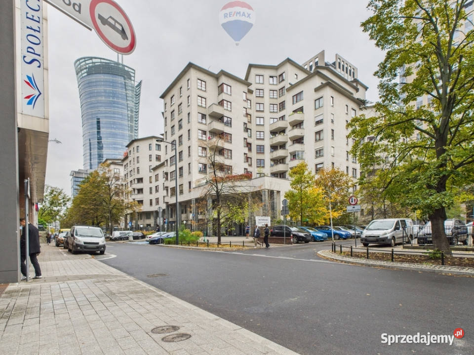 Narożny lokal handlowousługowy Łucka 18