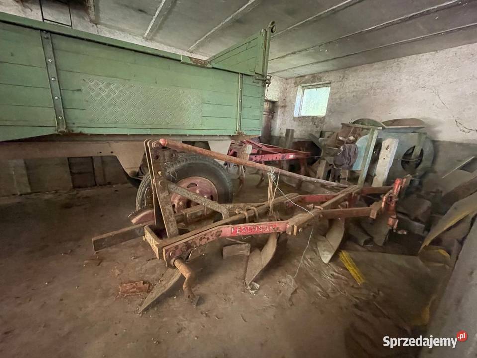 Pług zagonowy Massey Ferguson nieuszkodzony Wysokie sprzedam