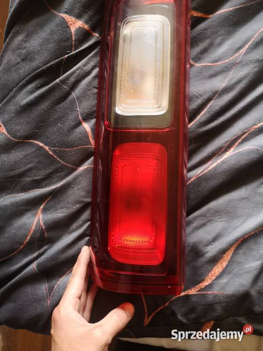 LAMPA TYLNA LEWA 265556737R TRAFIC VIVARO Rabka-Zdrój