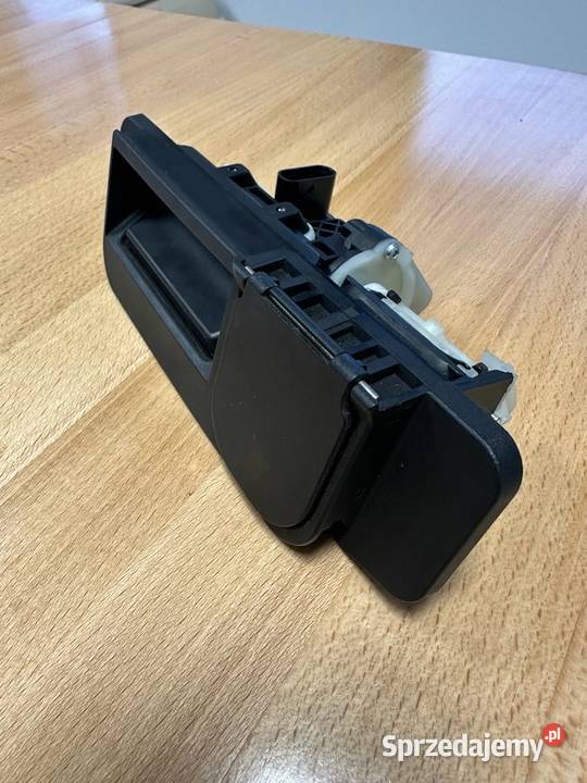 A2227500893 klamka przycisk bagażnika Mercedes Przyłęki