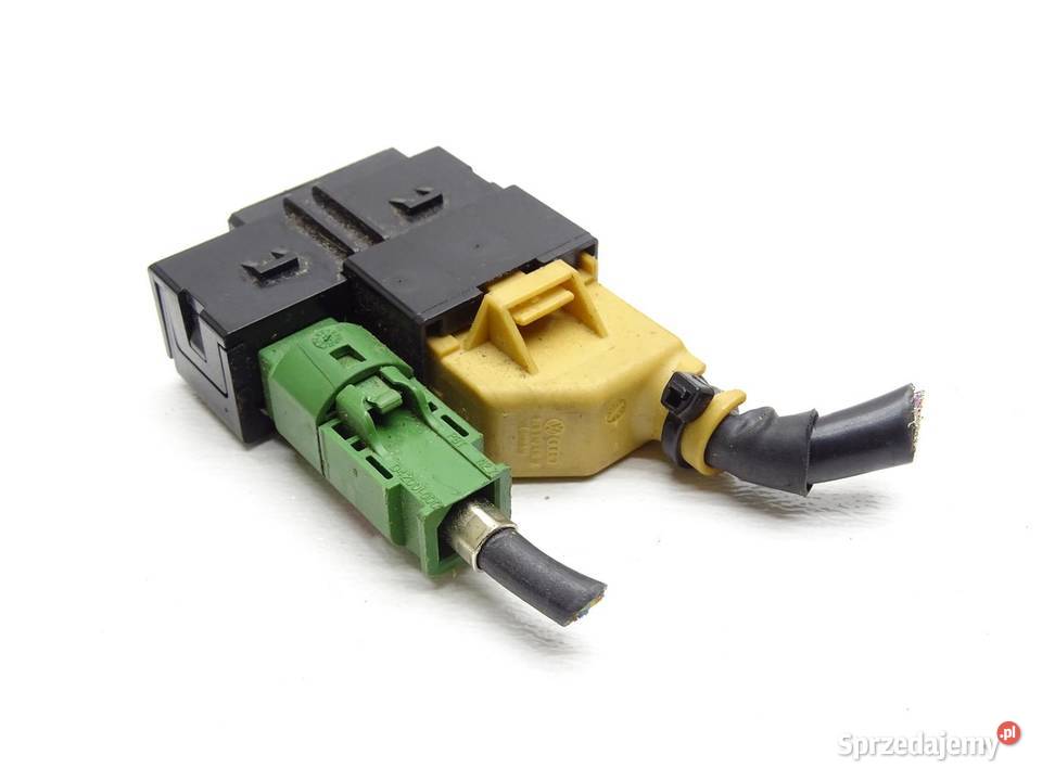 GNIAZDO PORT USB PANEL 5Q0035736 GOLF VII