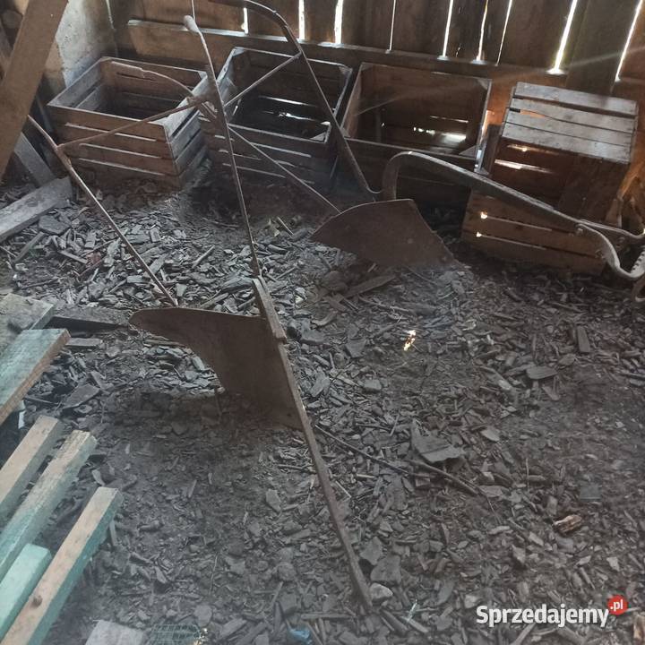 Pługi konne zabytkowe nieuszkodzony Huta Stara