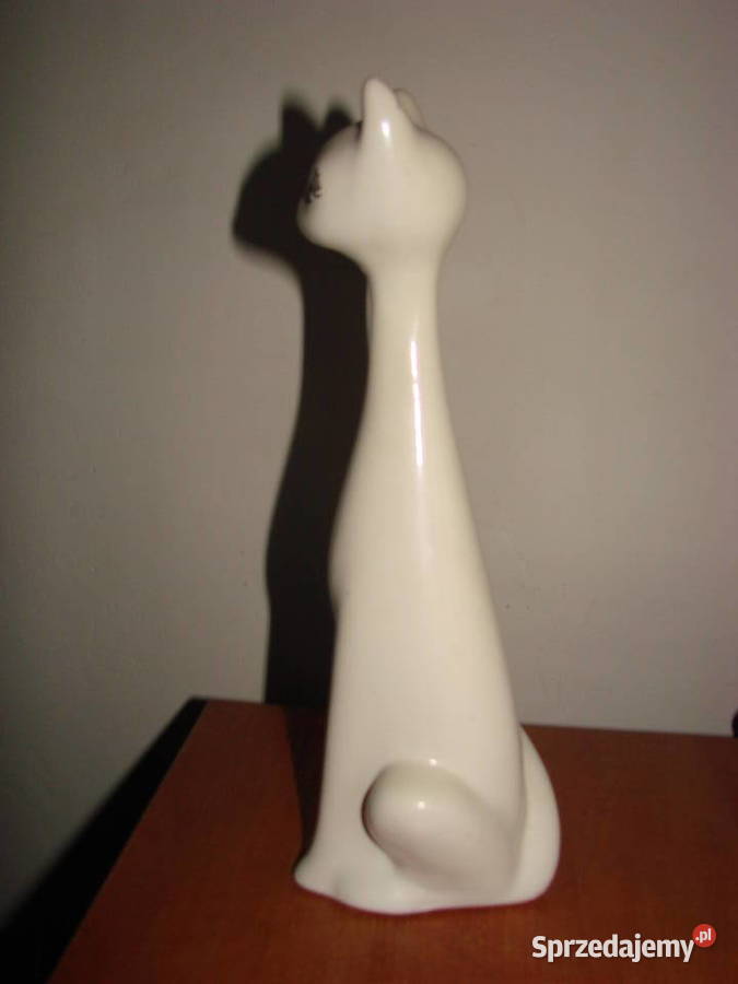 Biała kotka ceramiczna figurka pomorskie Pruszcz Gdański sprzedam